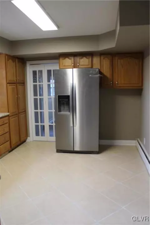 2004 Johnston Dr, Bethlehem, PA 18017 photo 12