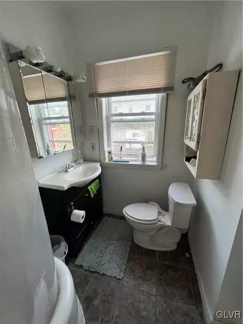 740 E 6th St, Bethlehem, PA 18015 photo 12
