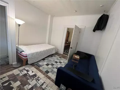 740 E 6th St, Bethlehem, PA 18015 photo 5