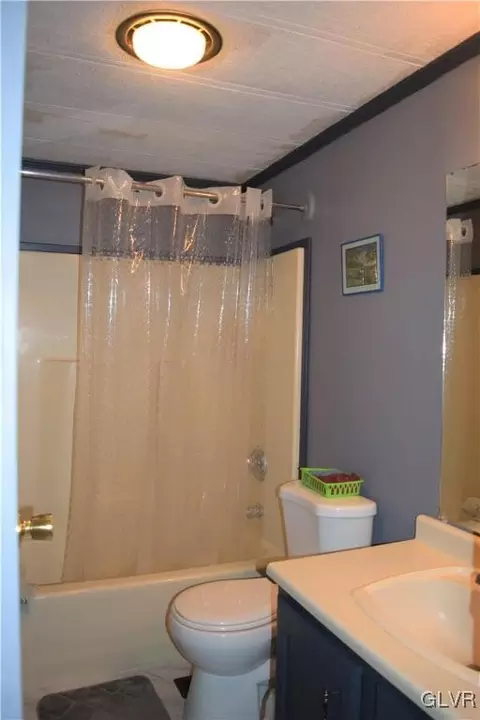 4 Cedar Ct, Bath, PA 18014 photo 17