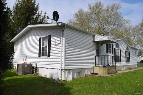 4 Cedar Ct, Bath, PA 18014 photo 23
