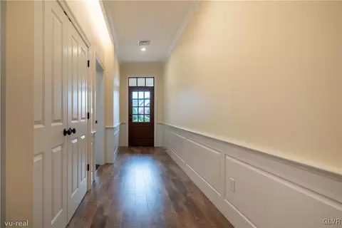 2064 Forge Run, Bethlehem, PA 18015 photo 10