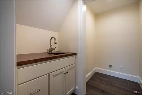 2064 Forge Run, Bethlehem, PA 18015 photo 13