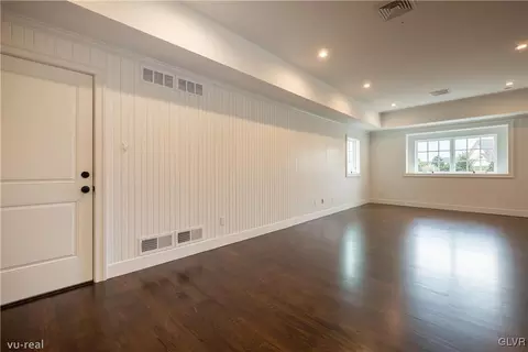 2064 Forge Run, Bethlehem, PA 18015 photo 11