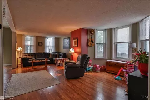33 E Goepp St, Bethlehem, PA 18018 photo 18