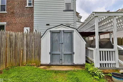 33 E Goepp St, Bethlehem, PA 18018 photo 8