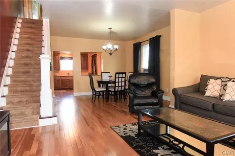 813 5th St, Fullerton, PA 18052 photo 2