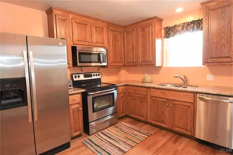 813 5th St, Fullerton, PA 18052 photo 6