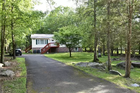 257 Pipher Rd, Bushkill, PA 18324 photo 1