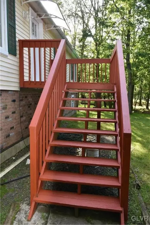257 Pipher Rd, Bushkill, PA 18324 photo 5