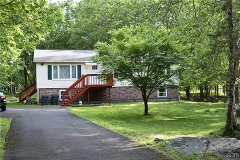257 Pipher Rd, Bushkill, PA 18324 photo 2