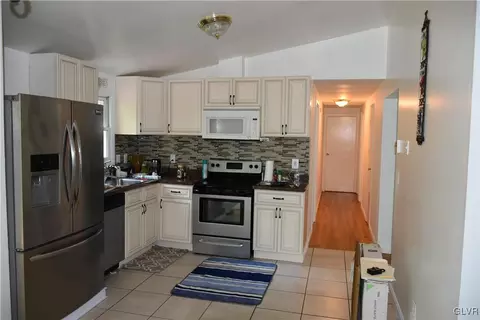 257 Pipher Rd, Bushkill, PA 18324 photo 8