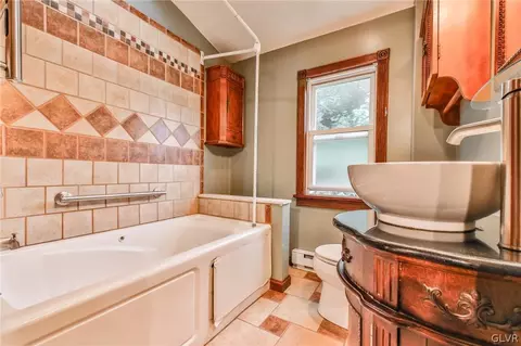357 9th St, Northampton, PA 18067 photo 12