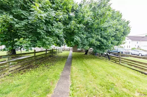 357 9th St, Northampton, PA 18067 photo 26