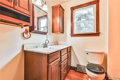 357 9th St, Northampton, PA 18067 photo 9