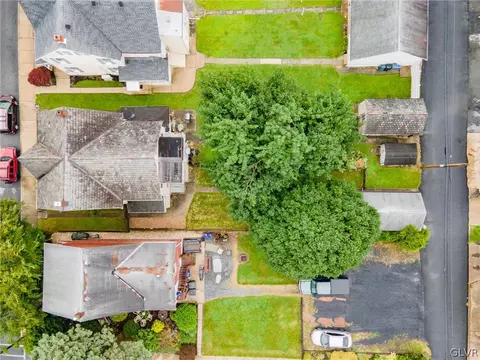 357 9th St, Northampton, PA 18067 photo 28