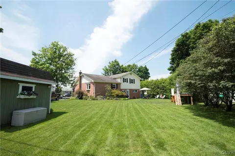 139 Beech Cir, Hellertown, PA 18055 photo 38
