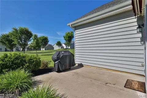 1067 Declaration Dr, Bethlehem, PA 18017 photo 37