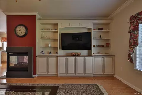 1067 Declaration Dr, Bethlehem, PA 18017 photo 25