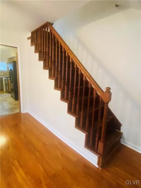 917 E 5th St, Bethlehem, PA 18015 photo 3