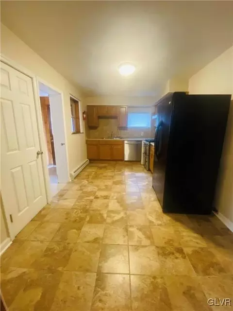 917 E 5th St, Bethlehem, PA 18015 photo 4