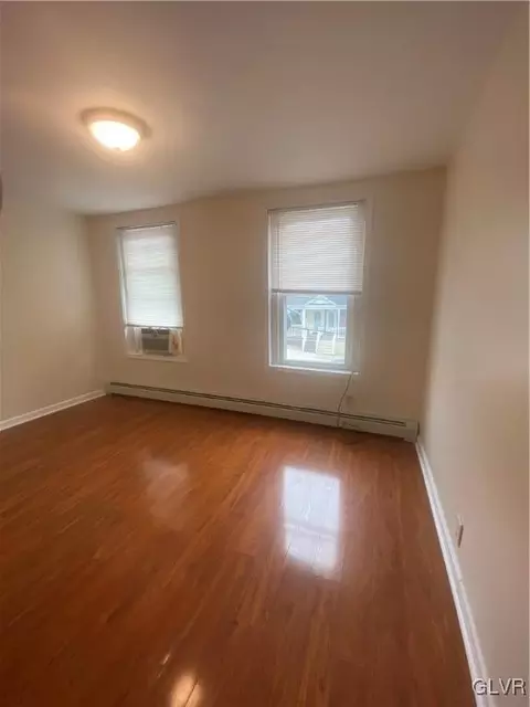 917 E 5th St, Bethlehem, PA 18015 photo 6