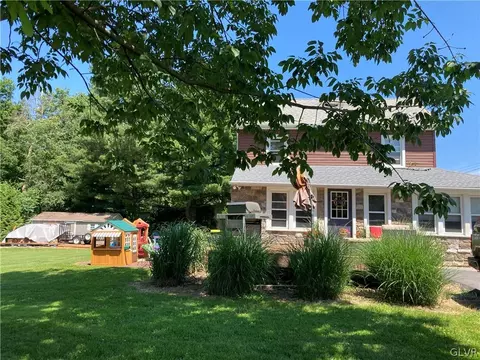 669 S Summit Rd, Bath, PA 18014 photo 42