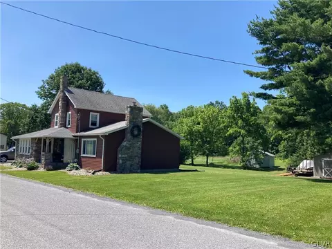 669 S Summit Rd, Bath, PA 18014 photo 5