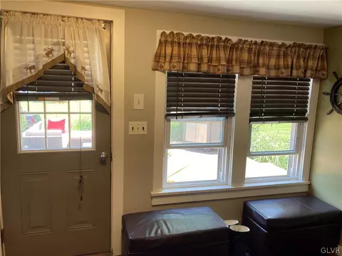 669 S Summit Rd, Bath, PA 18014 photo 25