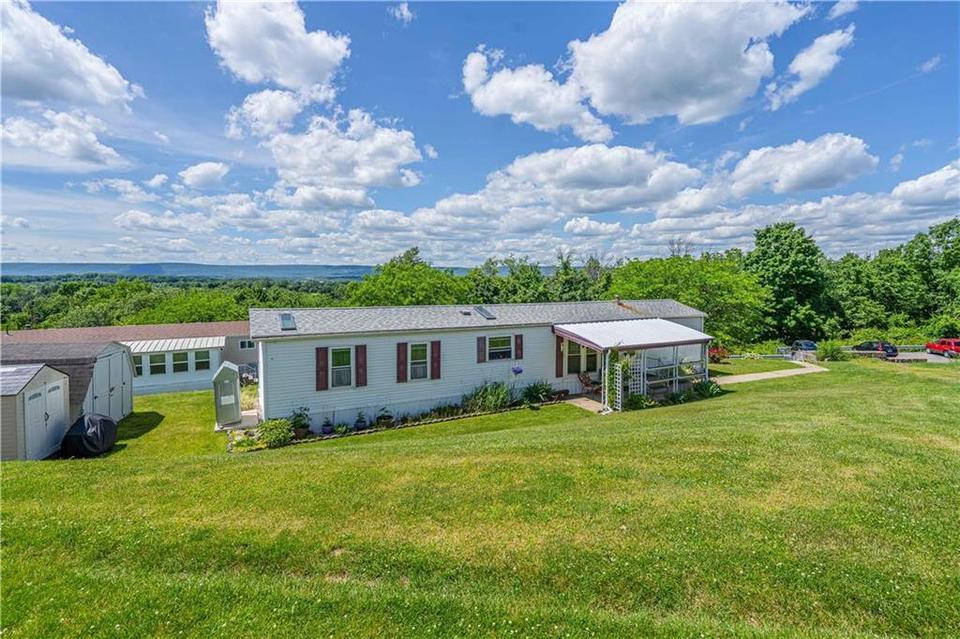 216 Molly Pitcher Ln, Mount Bethel, PA 18343 34 Photos MLS 695222