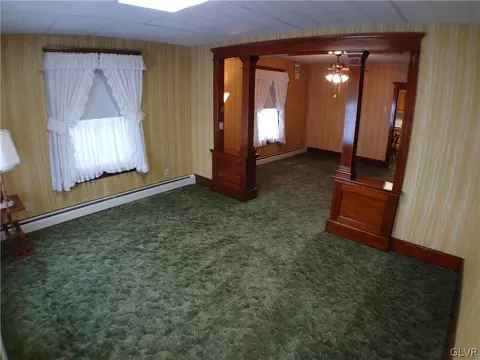 149 E Northampton St, Bath, PA 18014 photo 9