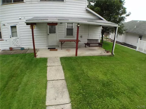 149 E Northampton St, Bath, PA 18014 photo 22
