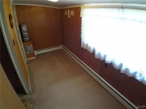 149 E Northampton St, Bath, PA 18014 photo 16