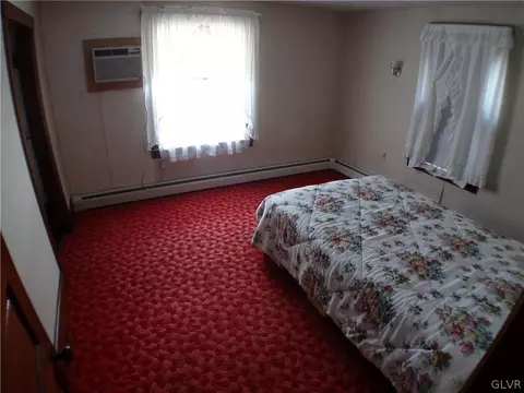 149 E Northampton St, Bath, PA 18014 photo 12