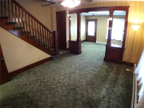 149 E Northampton St, Bath, PA 18014 photo 10