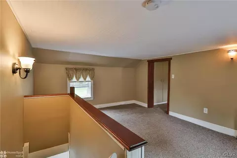 517 Elm St, Bath, PA 18014 photo 23