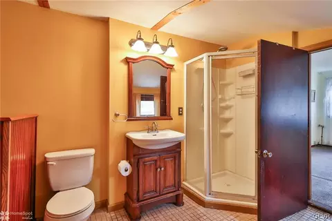 517 Elm St, Bath, PA 18014 photo 20