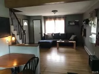 329 E 3rd St, Wind Gap, PA 18091 photo 8