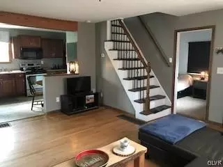 329 E 3rd St, Wind Gap, PA 18091 photo 5
