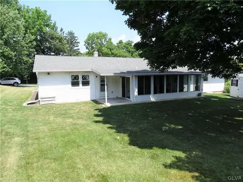 2808 Hillcrest Dr E, Coplay, PA 18037 photo 28
