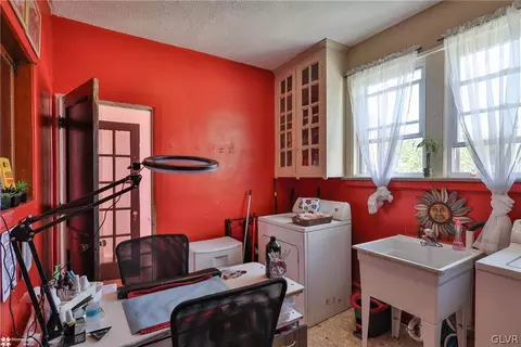 815 E 5th St, Bethlehem, PA 18015 photo 23