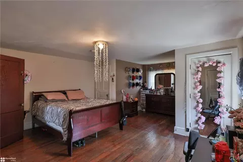 815 E 5th St, Bethlehem, PA 18015 photo 42