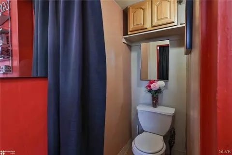 815 E 5th St, Bethlehem, PA 18015 photo 27