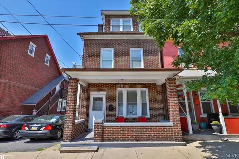815 E 5th St, Bethlehem, PA 18015 photo 2