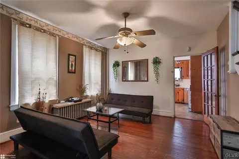 815 E 5th St, Bethlehem, PA 18015 photo 11