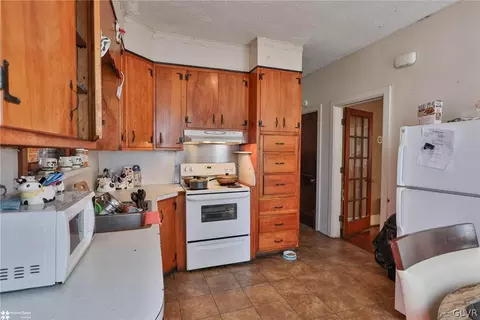815 E 5th St, Bethlehem, PA 18015 photo 16
