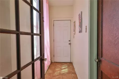 815 E 5th St, Bethlehem, PA 18015 photo 19
