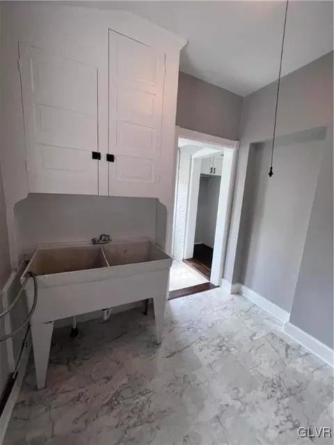 422 E Laurel St, Bethlehem, PA 18018 photo 31