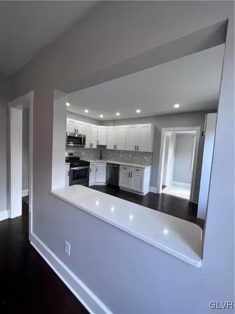422 E Laurel St, Bethlehem, PA 18018 photo 8