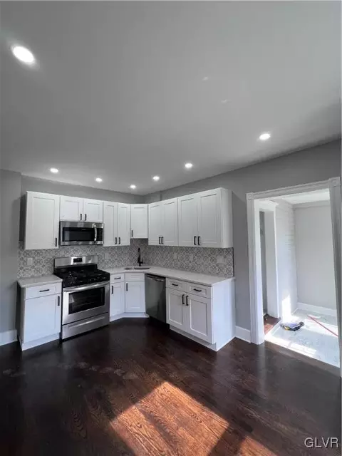 422 E Laurel St, Bethlehem, PA 18018 photo 10